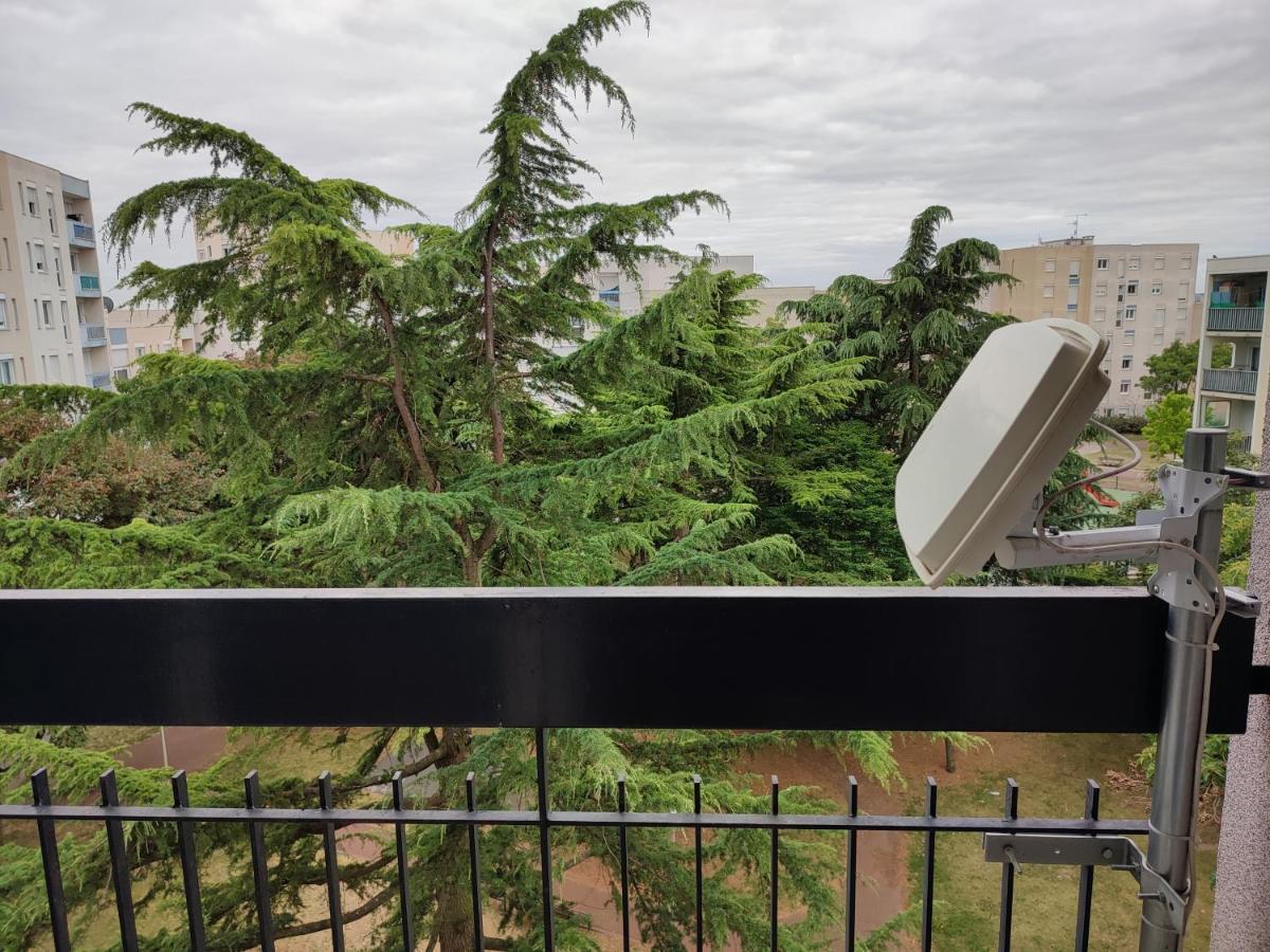 Grand Et Superbe Appartement Proche Paris Creil Bagian luar foto