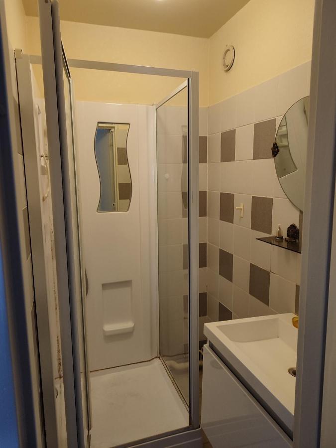 Grand Et Superbe Appartement Proche Paris Creil Bagian luar foto